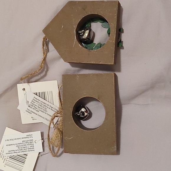 🎄 Christmas Bell Ornaments – Set of 2 | “Snow” & “Peace” | Rustic Farmhouse Hol - Picture 4 of 4